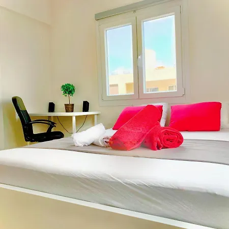 Chrysland 2 Bedroom In Heart Of *